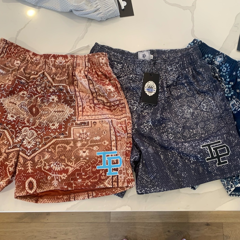 INAKA SHORTS
